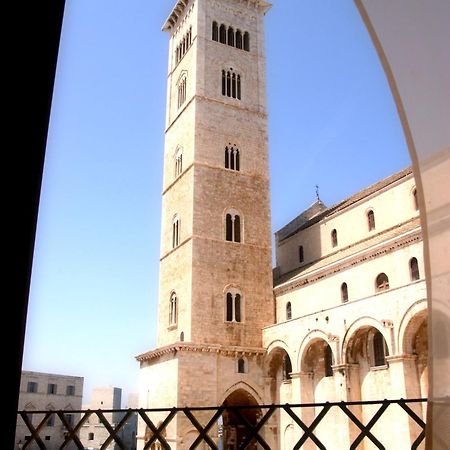 Отель Palazzo Filisio - Regia Restaurant Трани Экстерьер фото